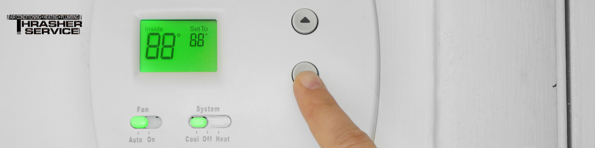 A thermostat not working in a hot house in Des Moines. Thrasher Service replaces and repairs thermostats when your AC won't turn on in Des Moines.